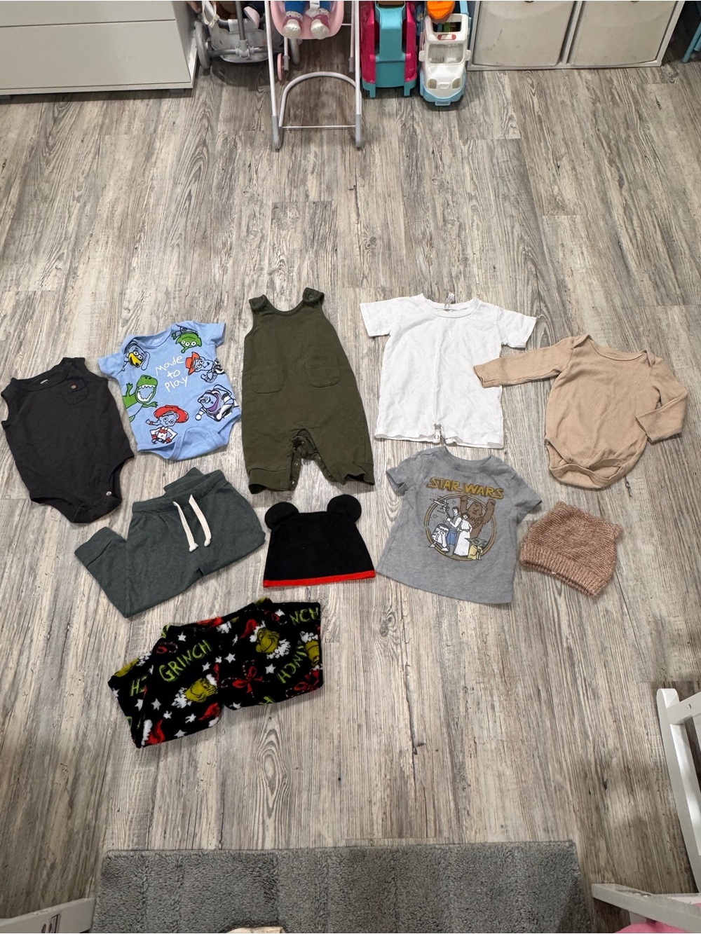 Kids clothes
